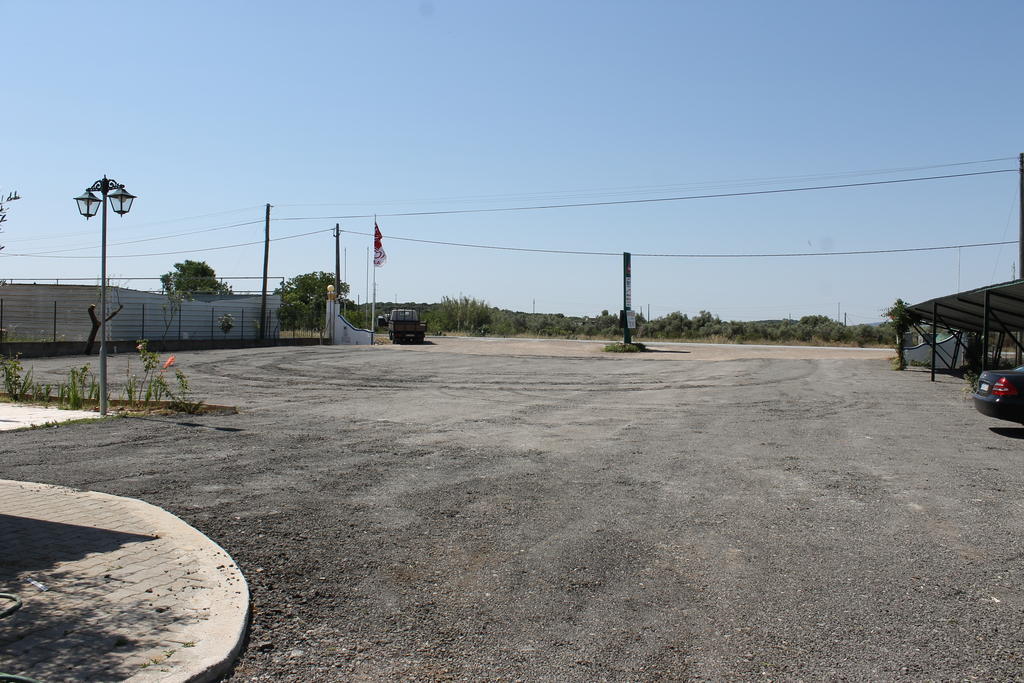 "O Viajante" Low Cost Hotel Estremoz Exterior foto