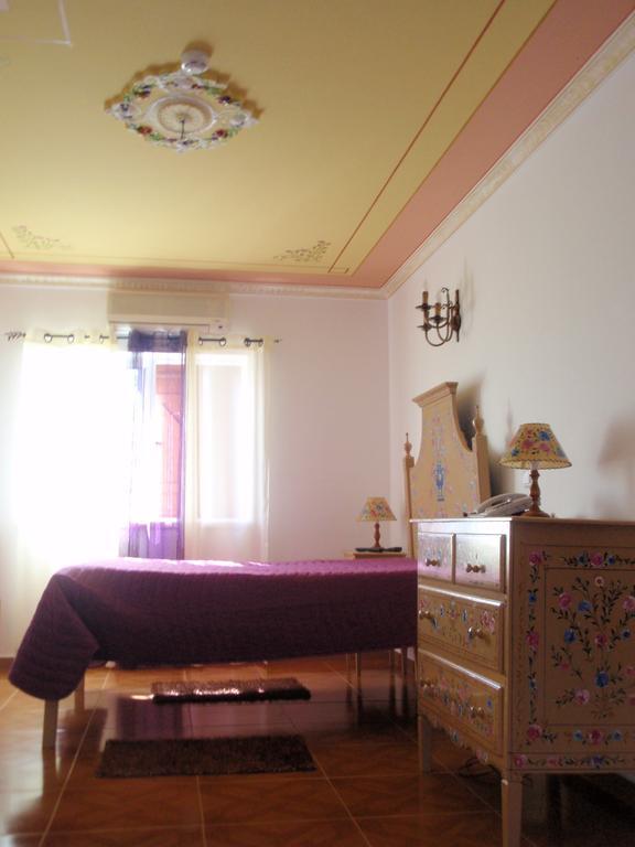 "O Viajante" Low Cost Hotel Estremoz Exterior foto